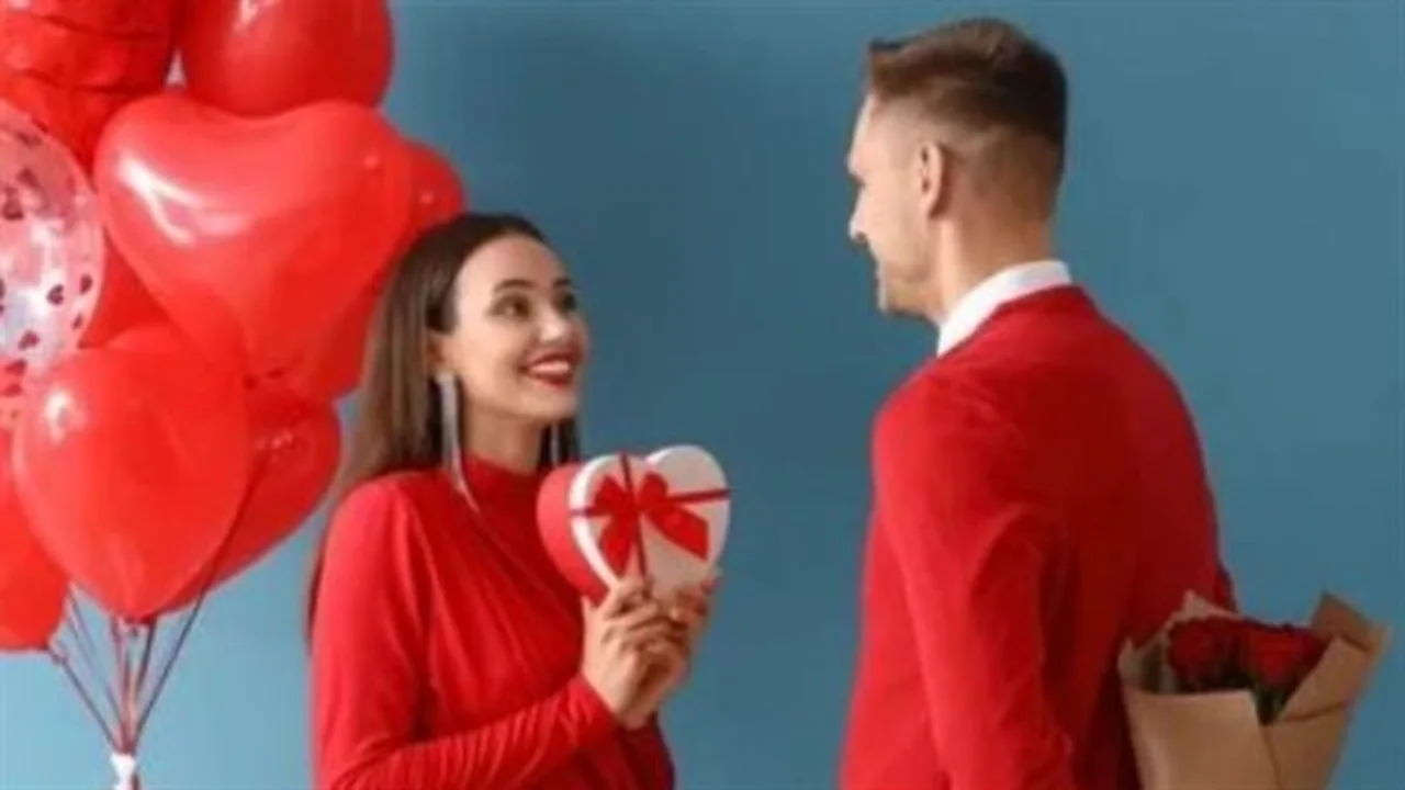 مظاهر احتفالية عالمية.. مفاجآت وفعاليات جديدة في ذكرى عيد الحب 2026 بمختلف الدول